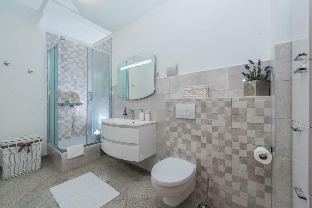 Apartments Very Good Life Preko Exterior foto